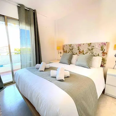 Thalassa Luxe Ocean View Apartment